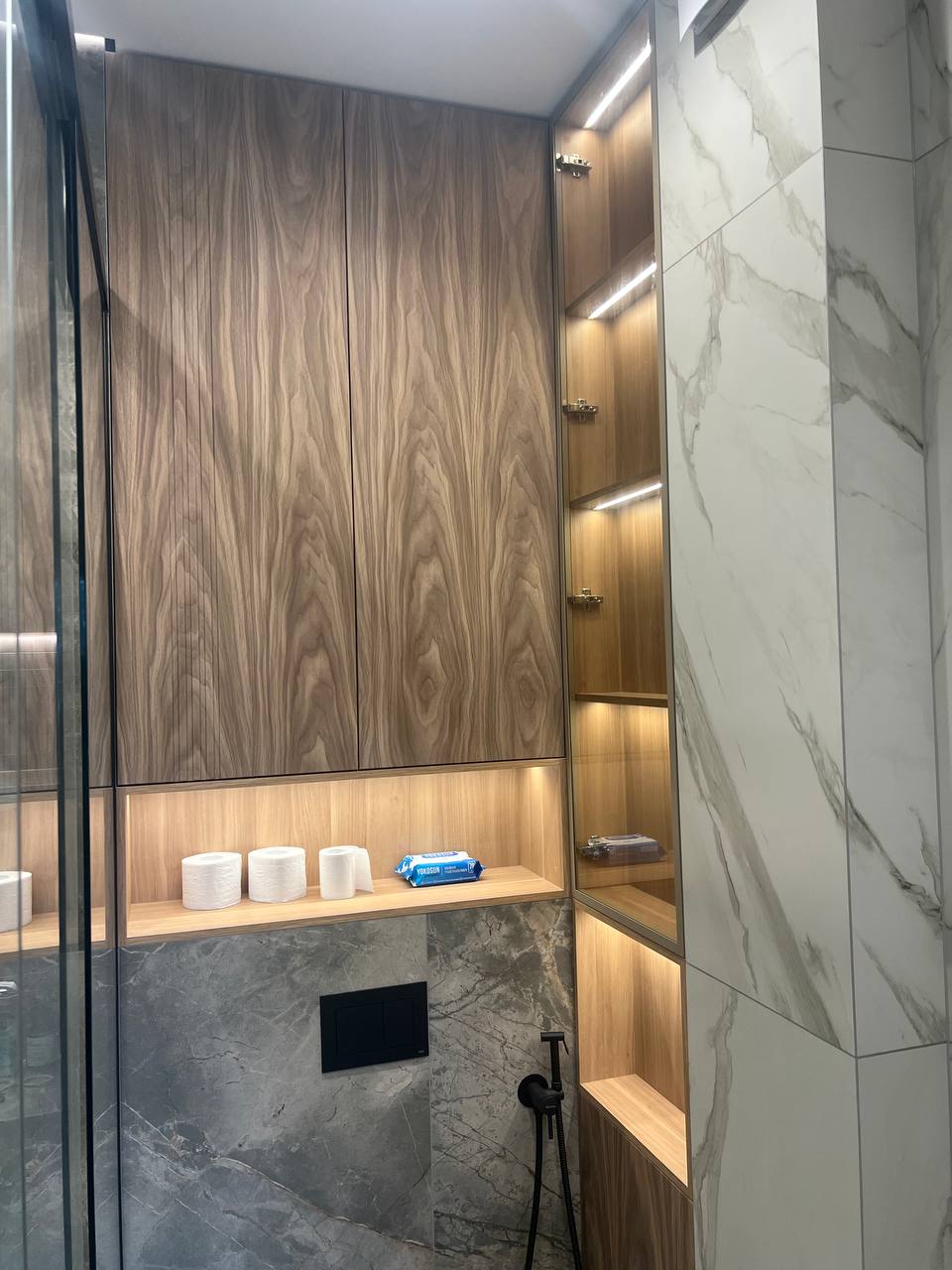 Тумба ванная Деревянная рифлёная + Мраморная столешница